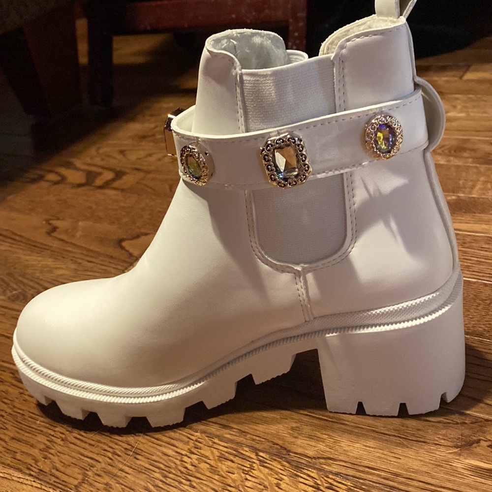 Tinstree chunky white platform booties with bejeweled removable belt